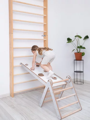 Pikler-Dreieck Set aus 4 Teilen: Indoor-Spielplatzbogen und Dreieck-Klettergerüst, Montessori-Toddler-Spielgymnastik